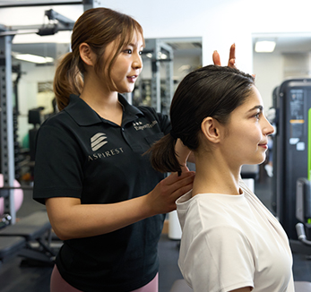 猫背などの姿勢やダイエット方法についてのアドバイスを行います。